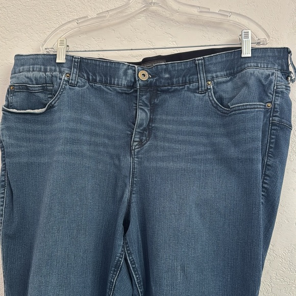 Torrid Premium Denim Jeans in Light Blue - Picture 4 of 10